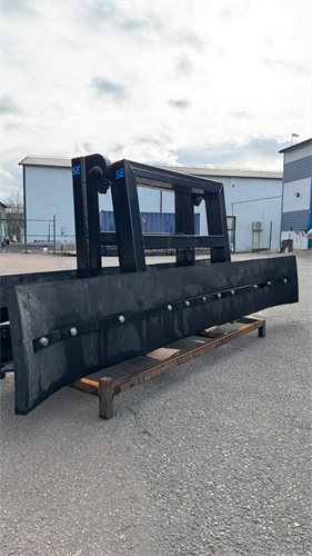 Big BM Rubber scraper 2700mm